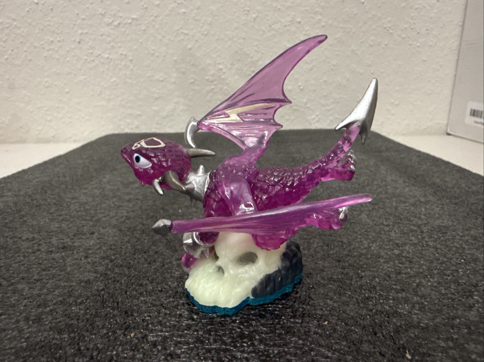 Activision Skylanders Swap Force Phantom Cynder Undead Dragon Character Loose