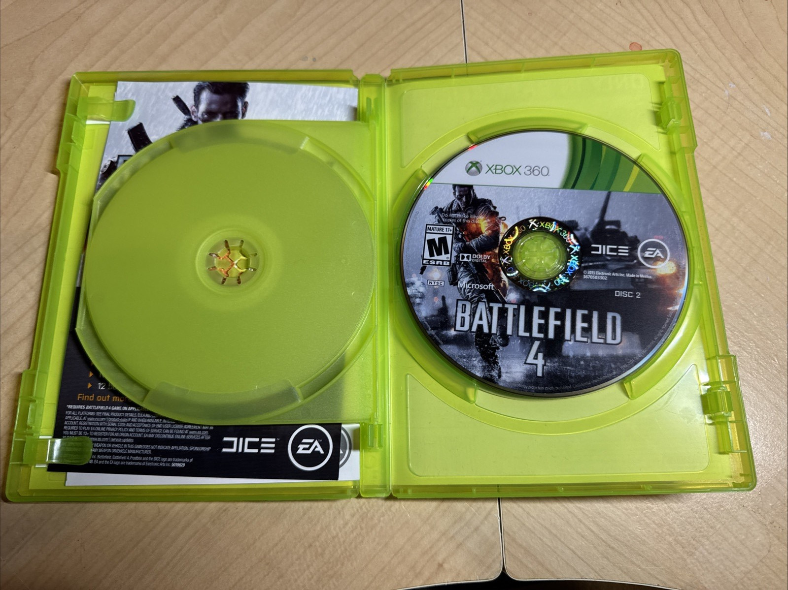 Battlefield 4 (Xbox 360, 2013) CIB