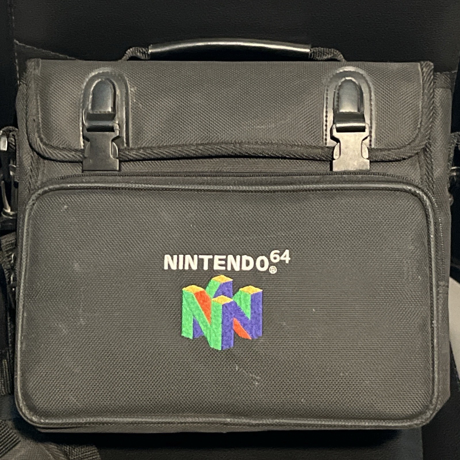1997 Official OEM Nintendo 64 N64 Padded Carry Case Messenger Bag w/ Strap