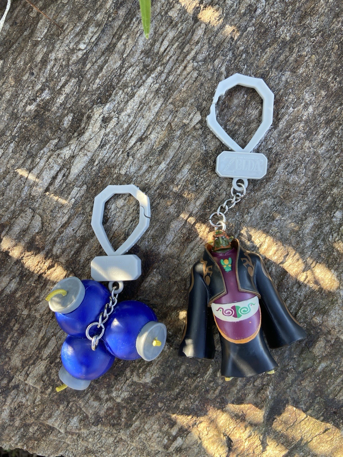 The Legend of Zelda Hang Tag Bag Backpack Clip Keychain Purse Charm Lot 2 Assort