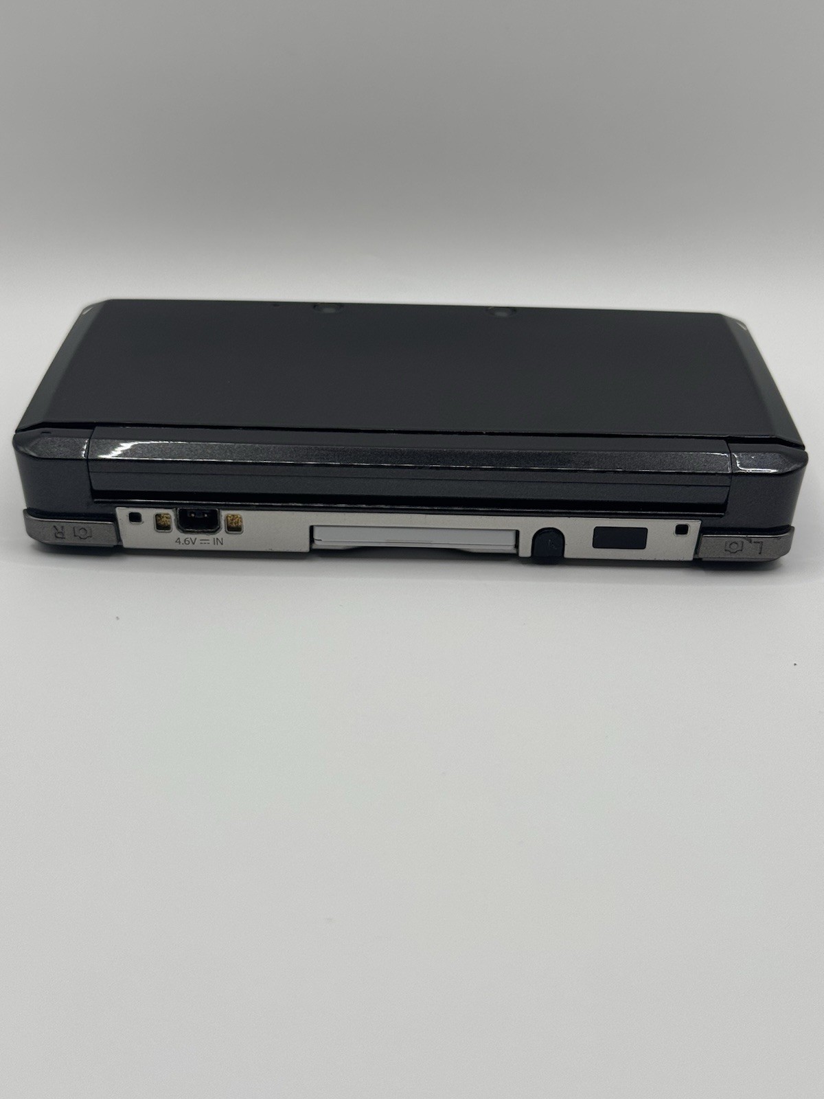 Nintendo 3DS Handheld Game System – Cosmo Black W/ Charger 4GB SD Stylus Tested