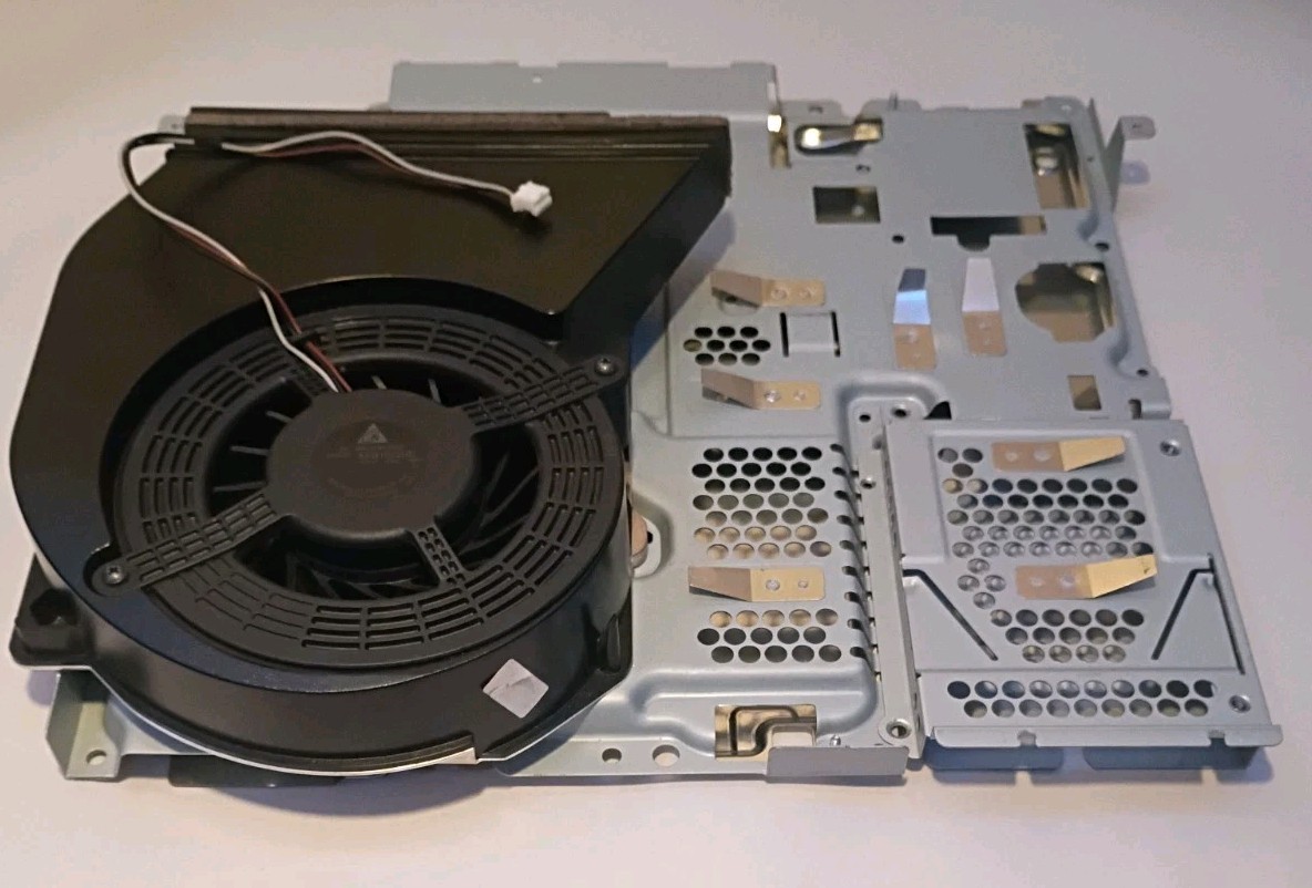 Sony PlayStation 3 – Slim IO Shield w/ Fan & Heat Sink Assembly For CECH-2001A/B