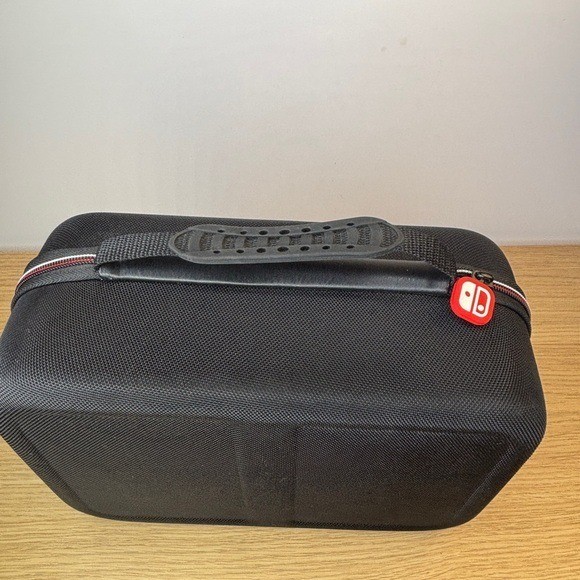 Nintendo Switch System Carrying Case Black Hard Shell Travel Bag for Console