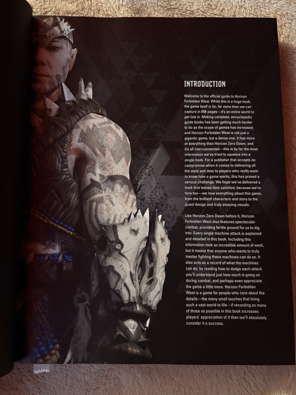Horizon Forbidden West Future Press Official Strategy Guide Hardcover