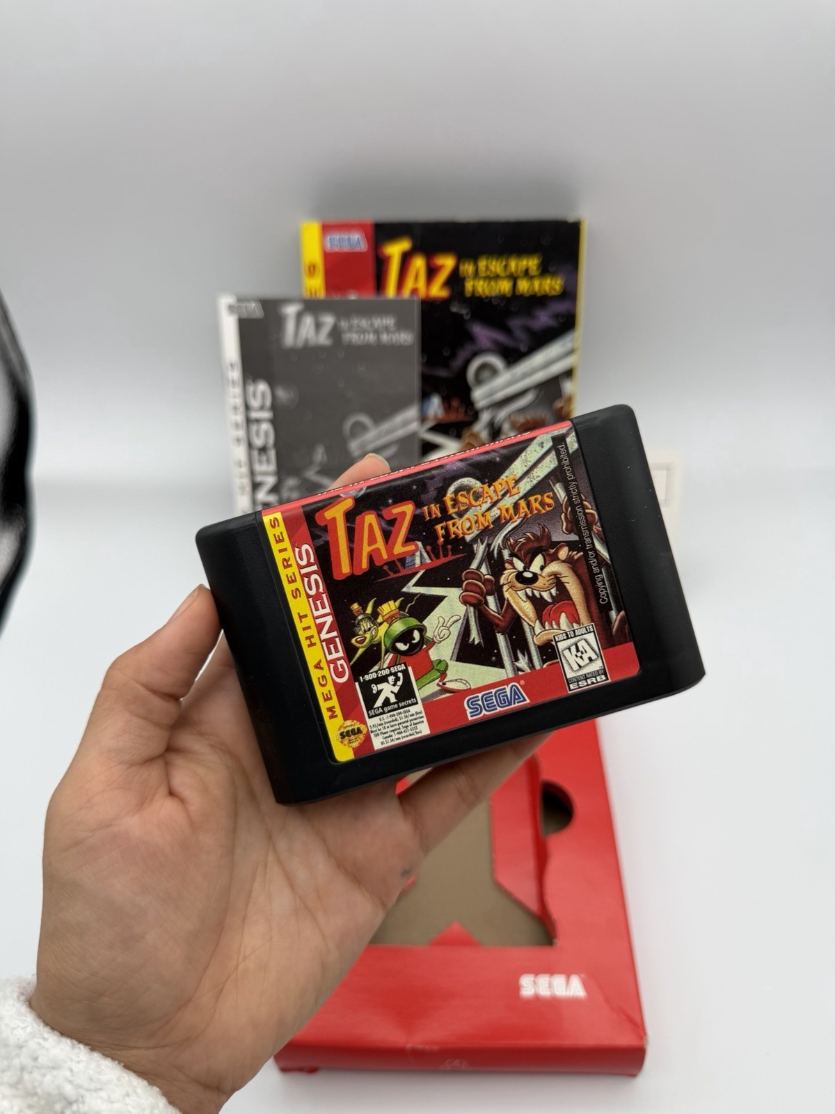 Taz in Escape From Mars (Sega Genesis, 1994) CIB Complete in Box with Manual