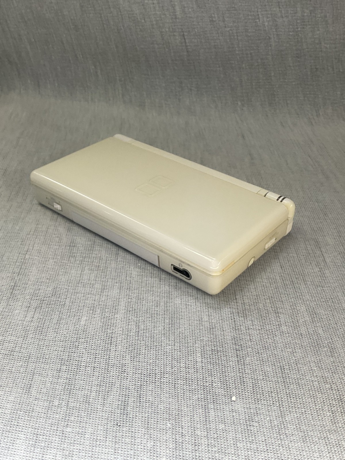 Nintendo DS Lite Console – Polar White