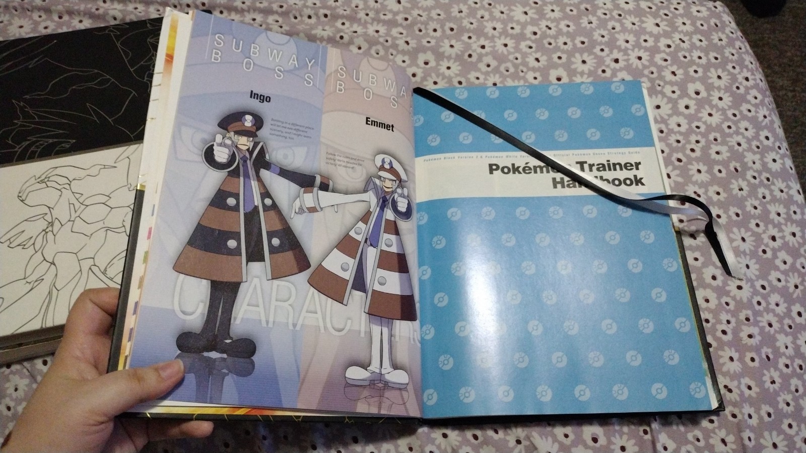 Pokemon Black & White LTD Collector’s Edition Strategy Guide & Unova Pokedex