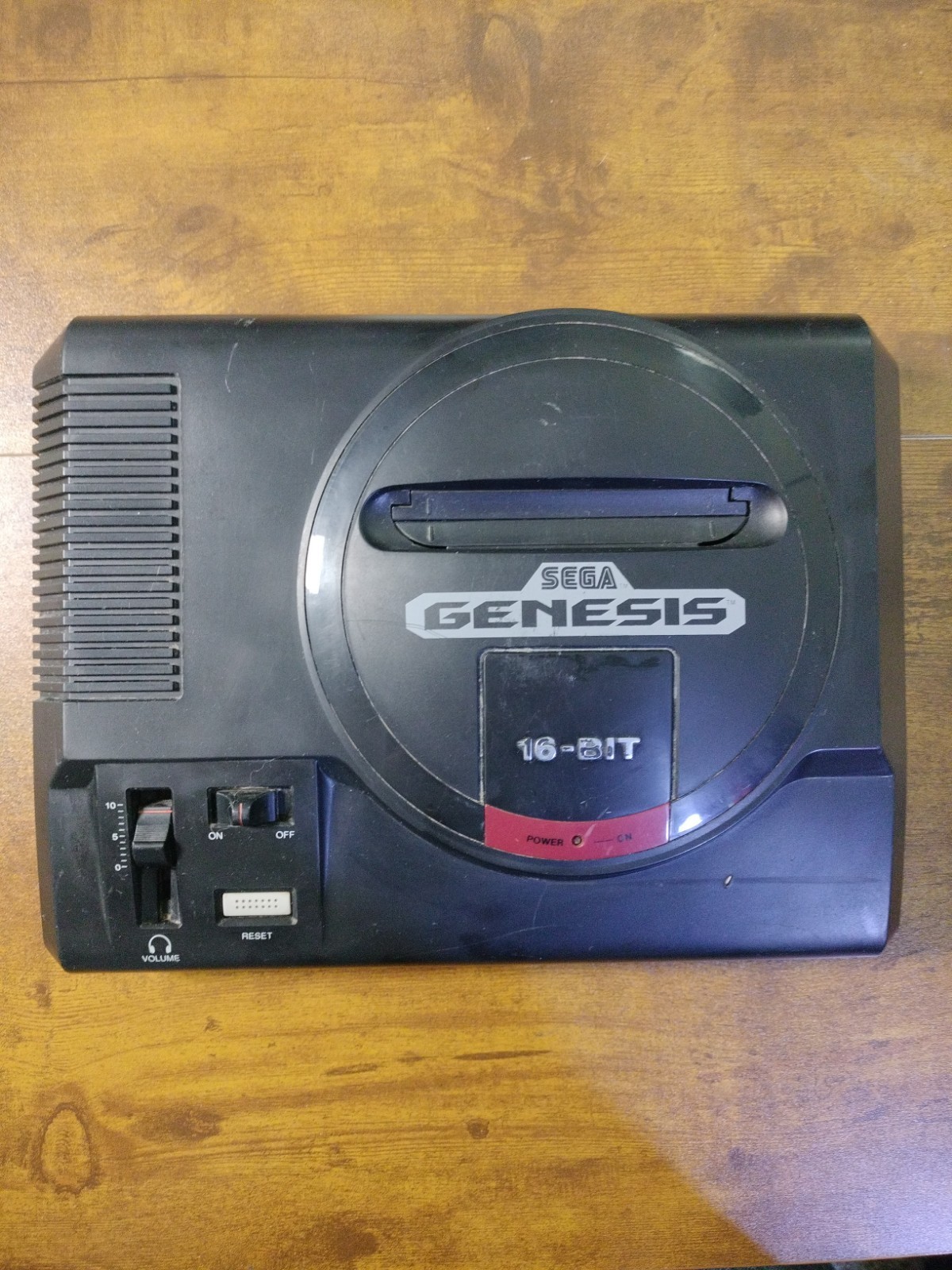 Sega Genesis 16-Bit – Model 1601 – FOR PARTS ONLY – Console Only