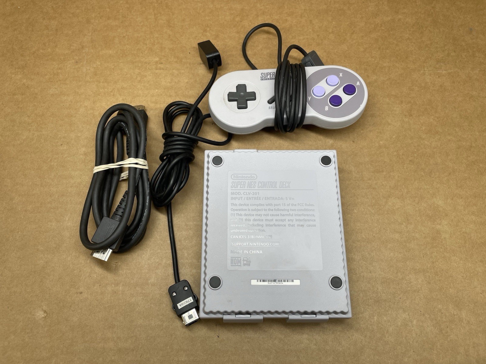 Nintendo SNES Classic Edition Mini Console, 21 Games, 1 Controller Only – NO BOX
