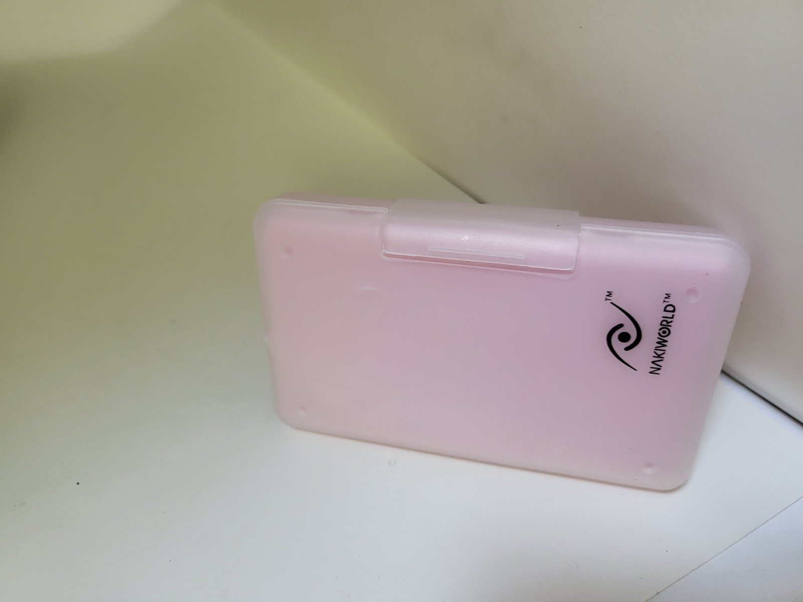 NEW PINK Hard Shell Protective Storage Case Holds 9 Nintendo DS Cartridges #11F