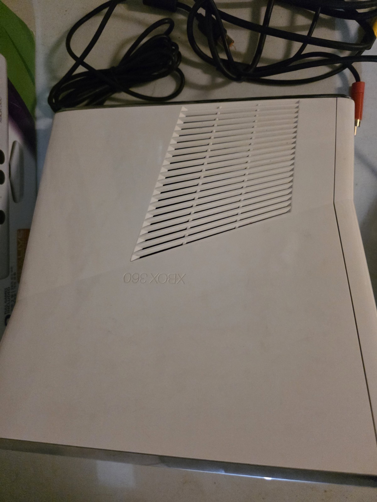 Microsoft Xbox 360 S Kinect Special Edition 4GB White Bundle NTSC-J china/Korea