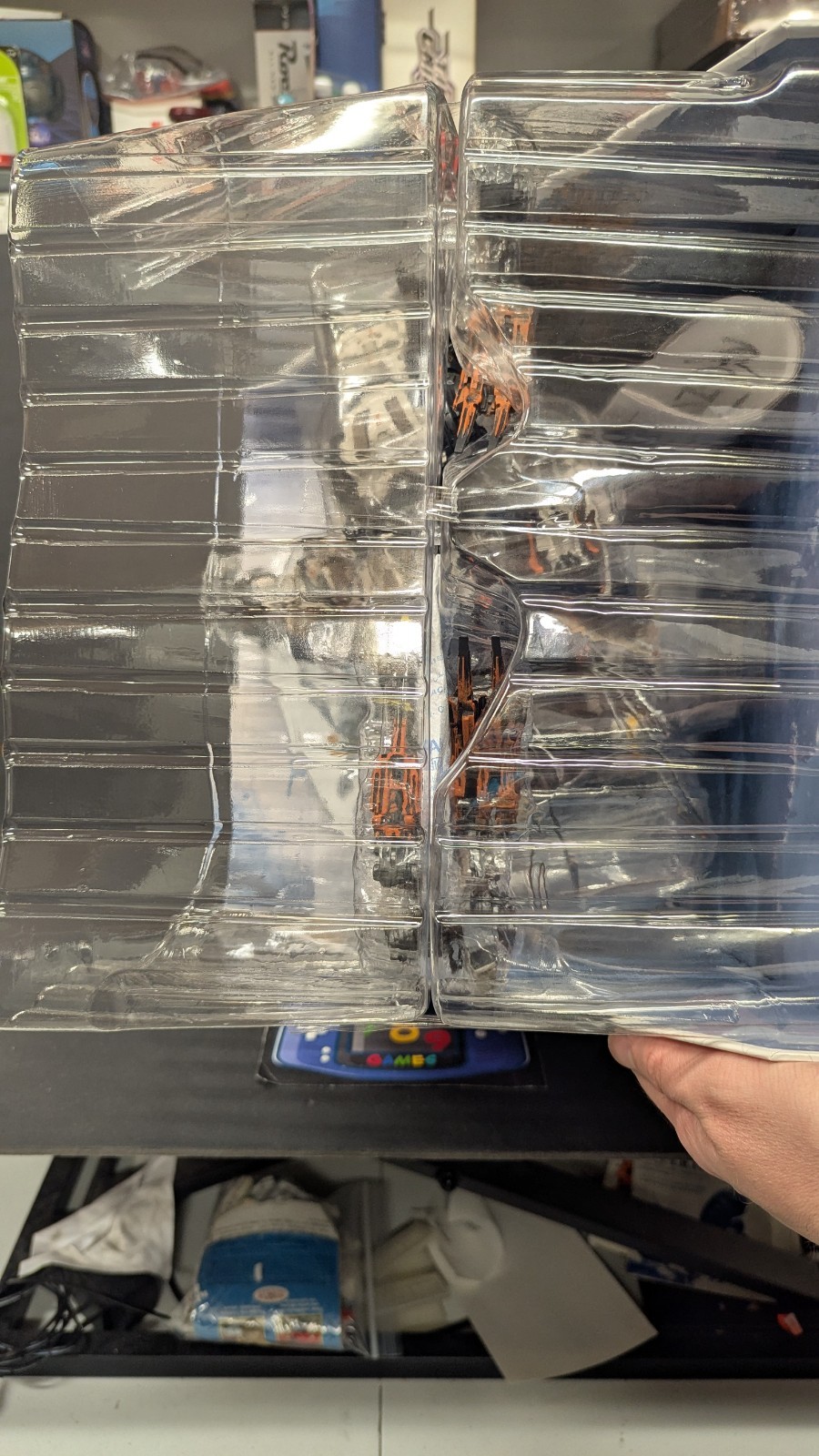 Horizon 2 Forbidden West Collector’s Edition – Tremortusk and Aloy Statues