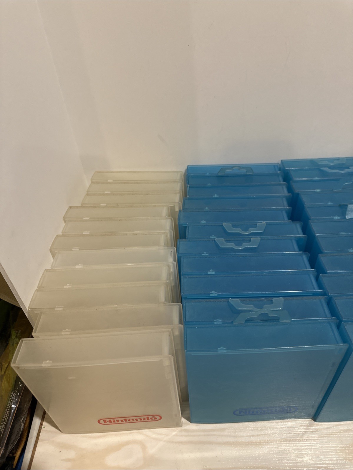 Vintage Lot of 33 Nintendo NES Hard Plastic Clamshell Case Logo Blue & Clear