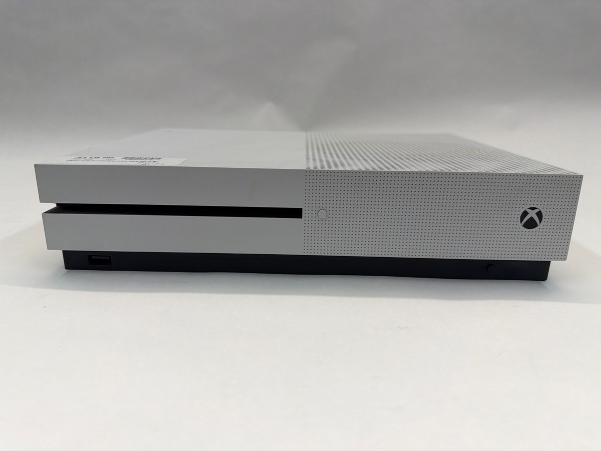 MICROSOFT XBOX ONE S – CONSOLE – 500GB – 1681 (P08036508)