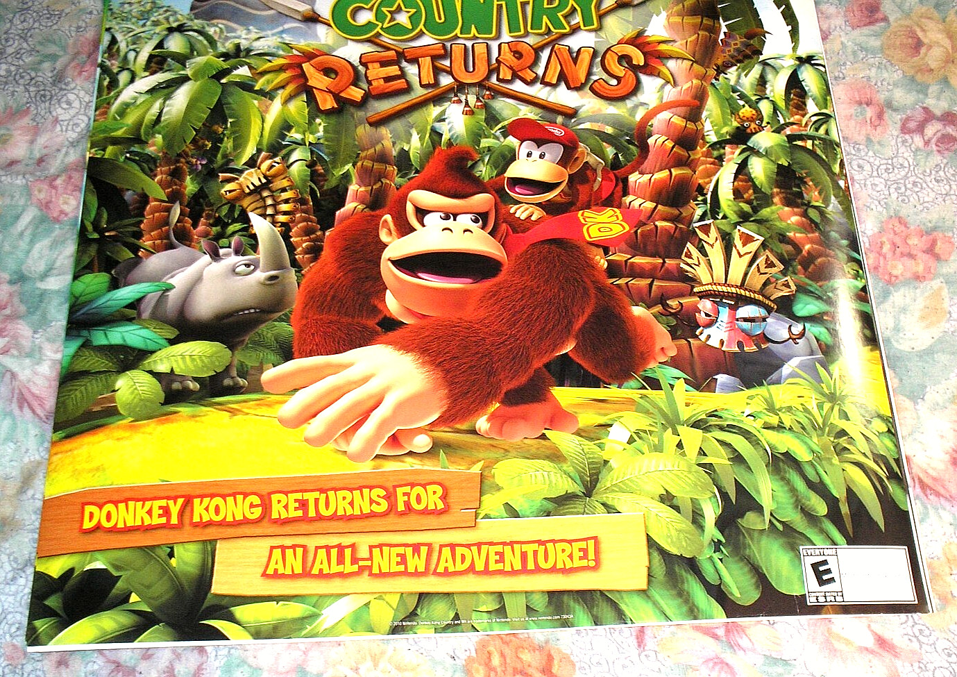 DONKEY KONG COUNTRY WII 28X22 POSTER RARE PROMO ORIGINAL no folding lines NEW