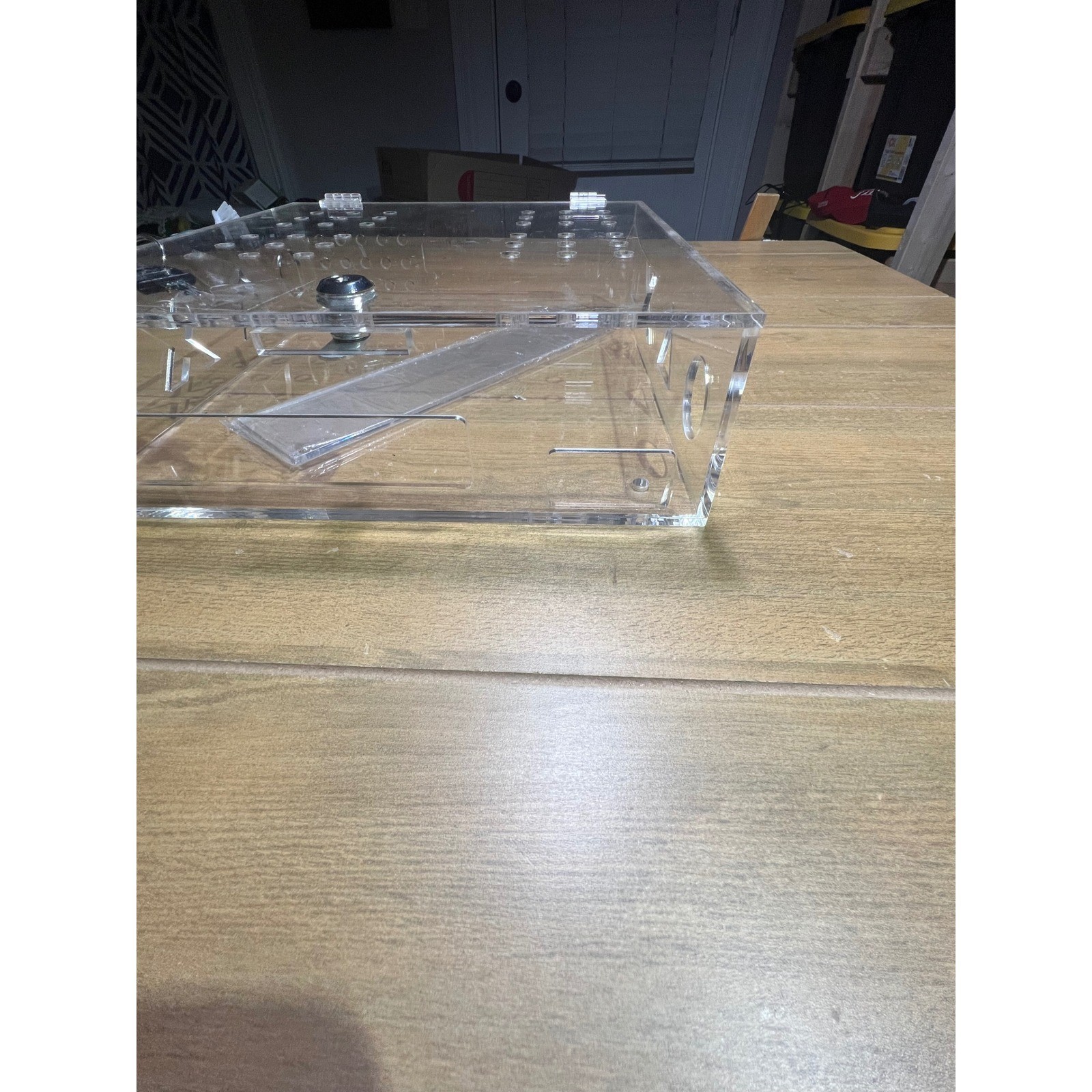 PlayStation 4 PS4 Acrylic Security Display Case with Lock and Keys Clear