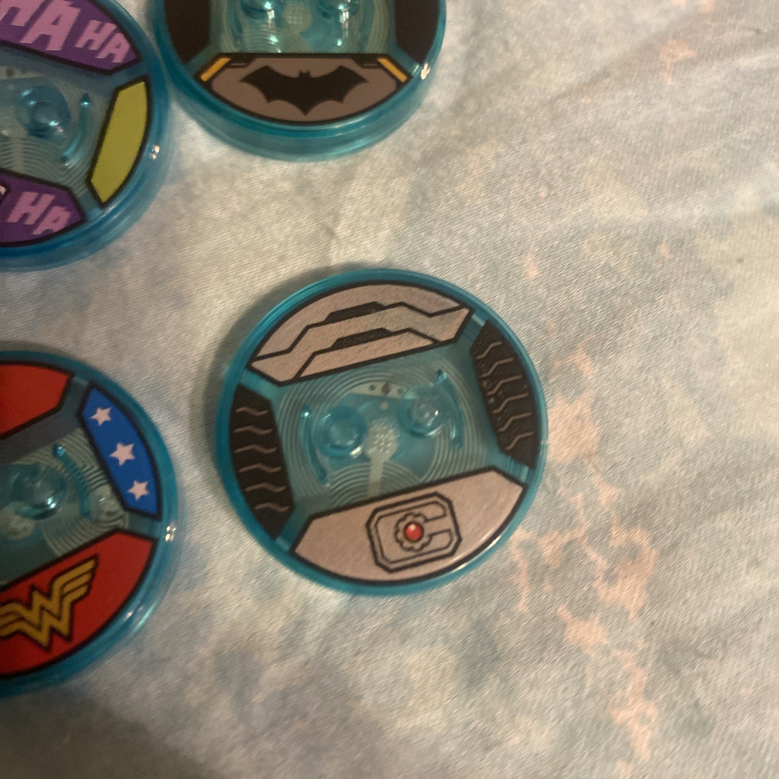 LEGO Dimensions DC Tag Disc Lot – Batman, Joker Harley Quinn wonder woman cyborg