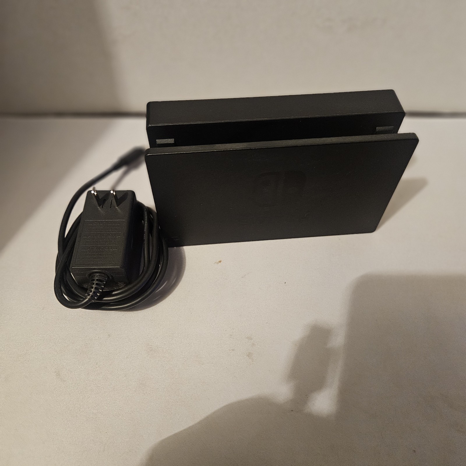 Nintendo HAC-001 Switch Tablet With Charge Dock No Controllers