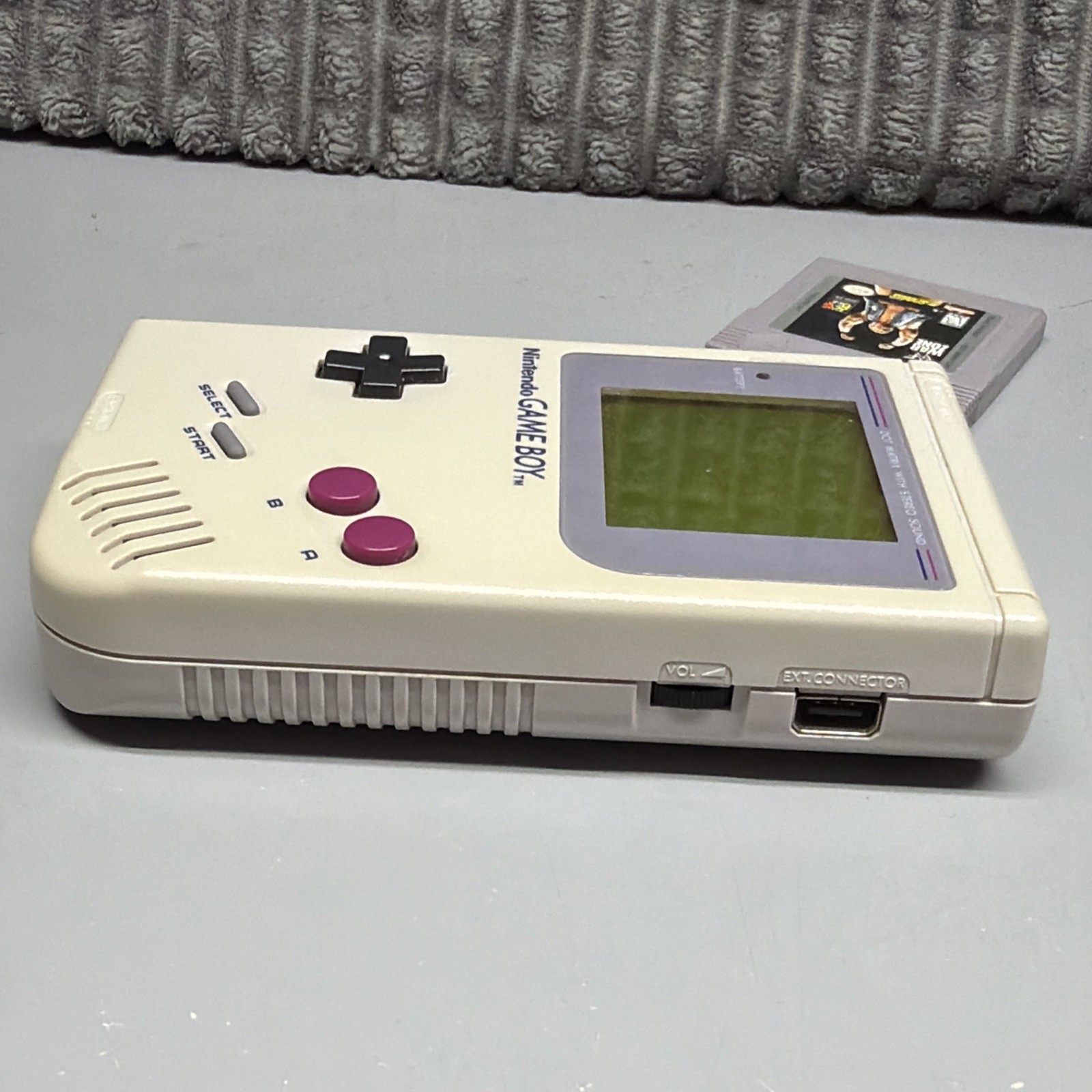 Nintendo Game Boy DMG-01 Original Gray Handheld 1989 Working + WWF War Zone