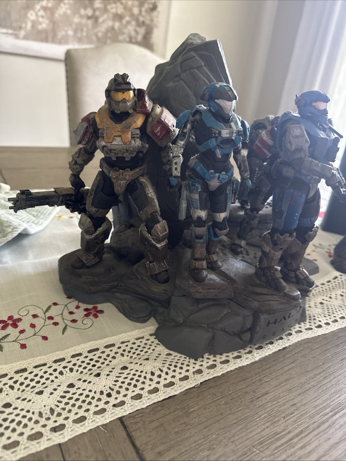 Halo Reach Noble Team legendary limited edition statue microsoft 2010 x noble