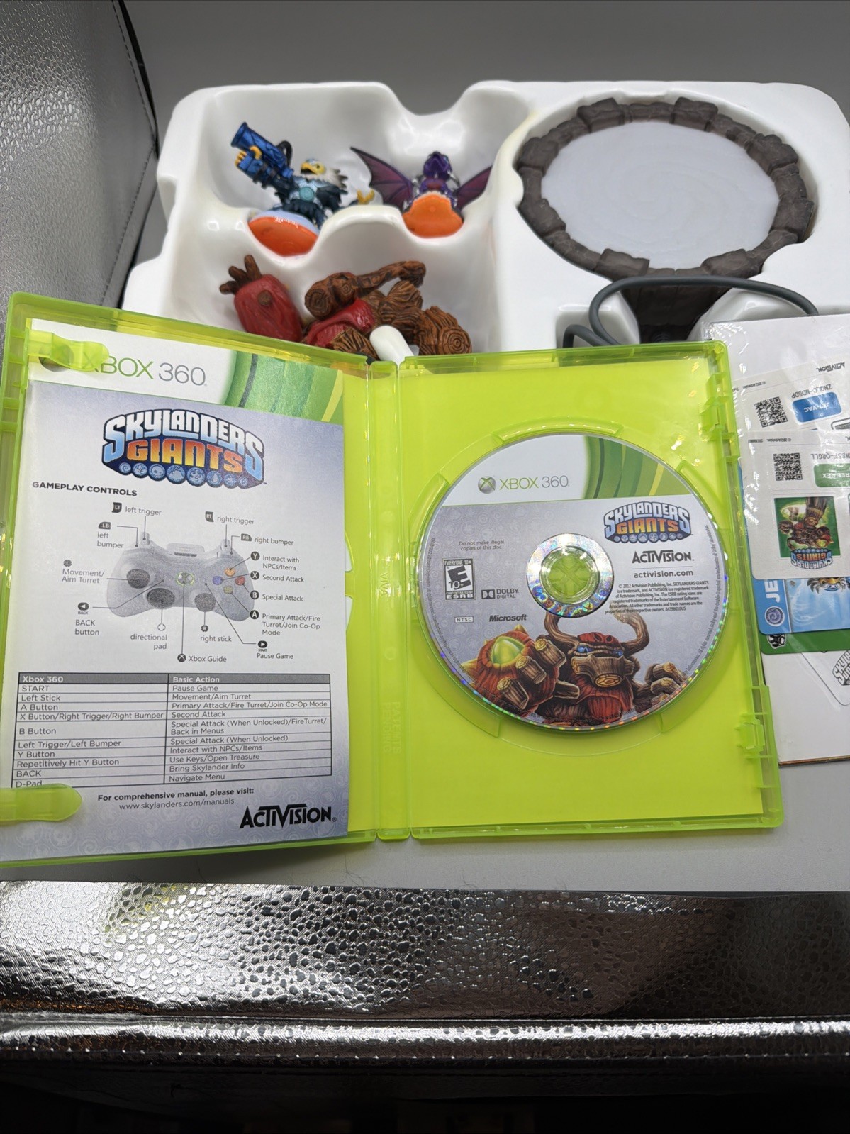 Skylanders – Giants Starter Pack – Microsoft Xbox 360 Open Box COMPLETE!