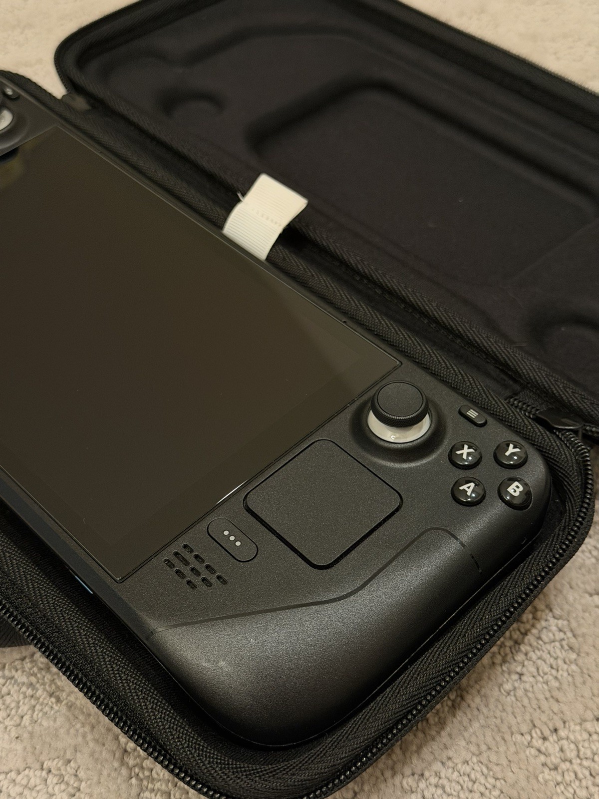 Valve Steam Deck 1 TB (LCD) Handheld System Black Wi-Fi USB-C w/ Case + 512GB SD