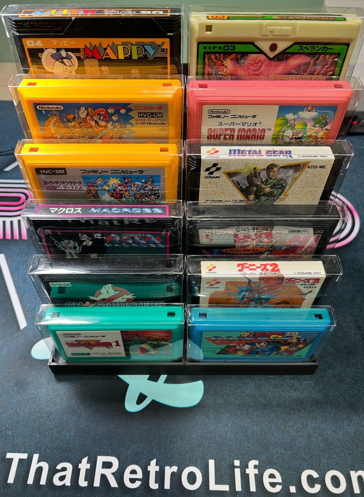 Famicom Loose Cartridge Display Stand | Modular | 3D Printed PLA