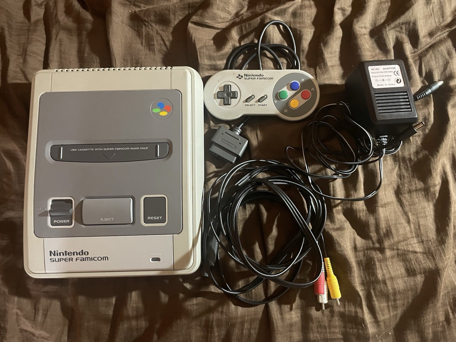 Super Famicom Console With Controller AV And Power Brick Powers On