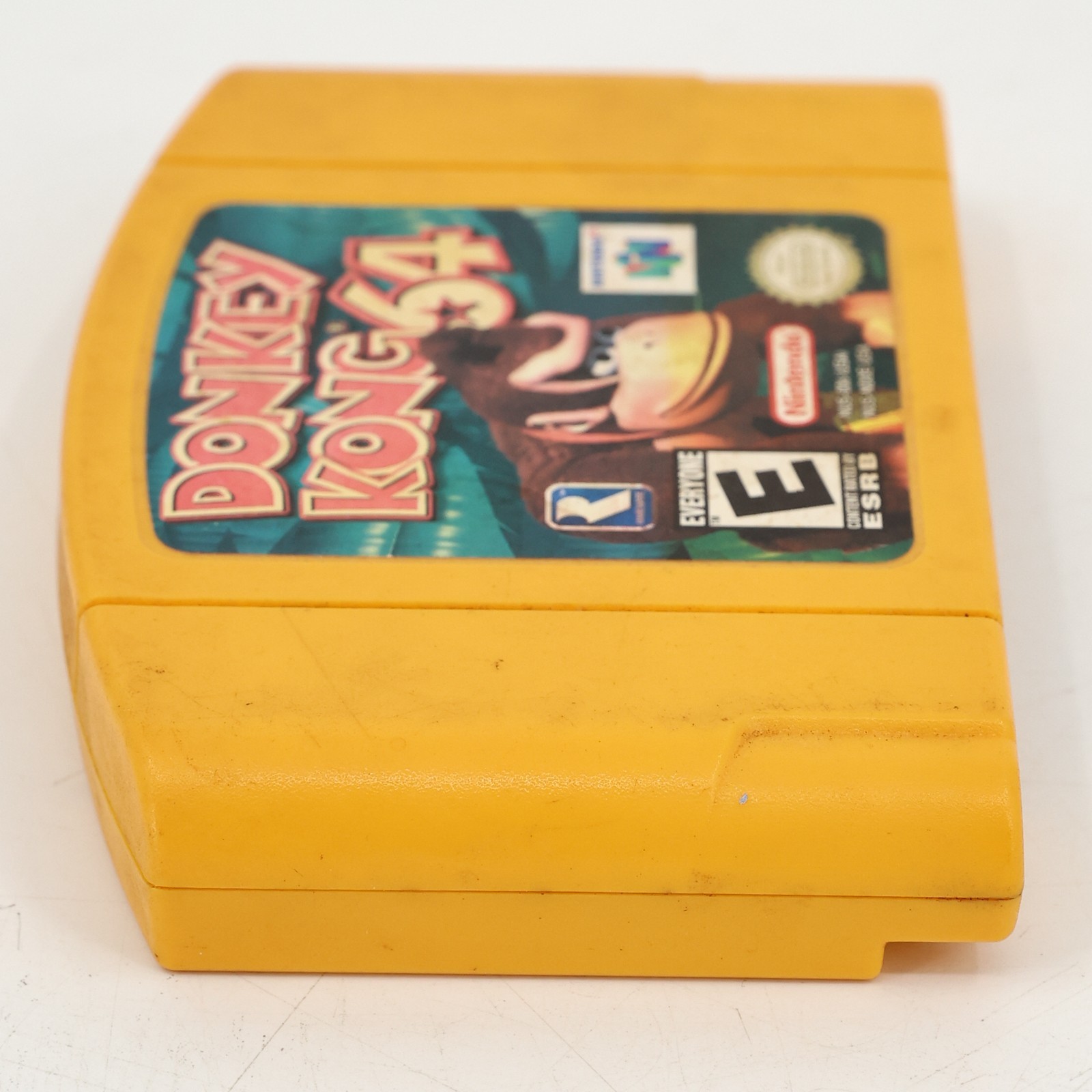 Nintendo 64 Donkey Kong 64 Video Game Cartridge Only Iconic Banana Yellow N64