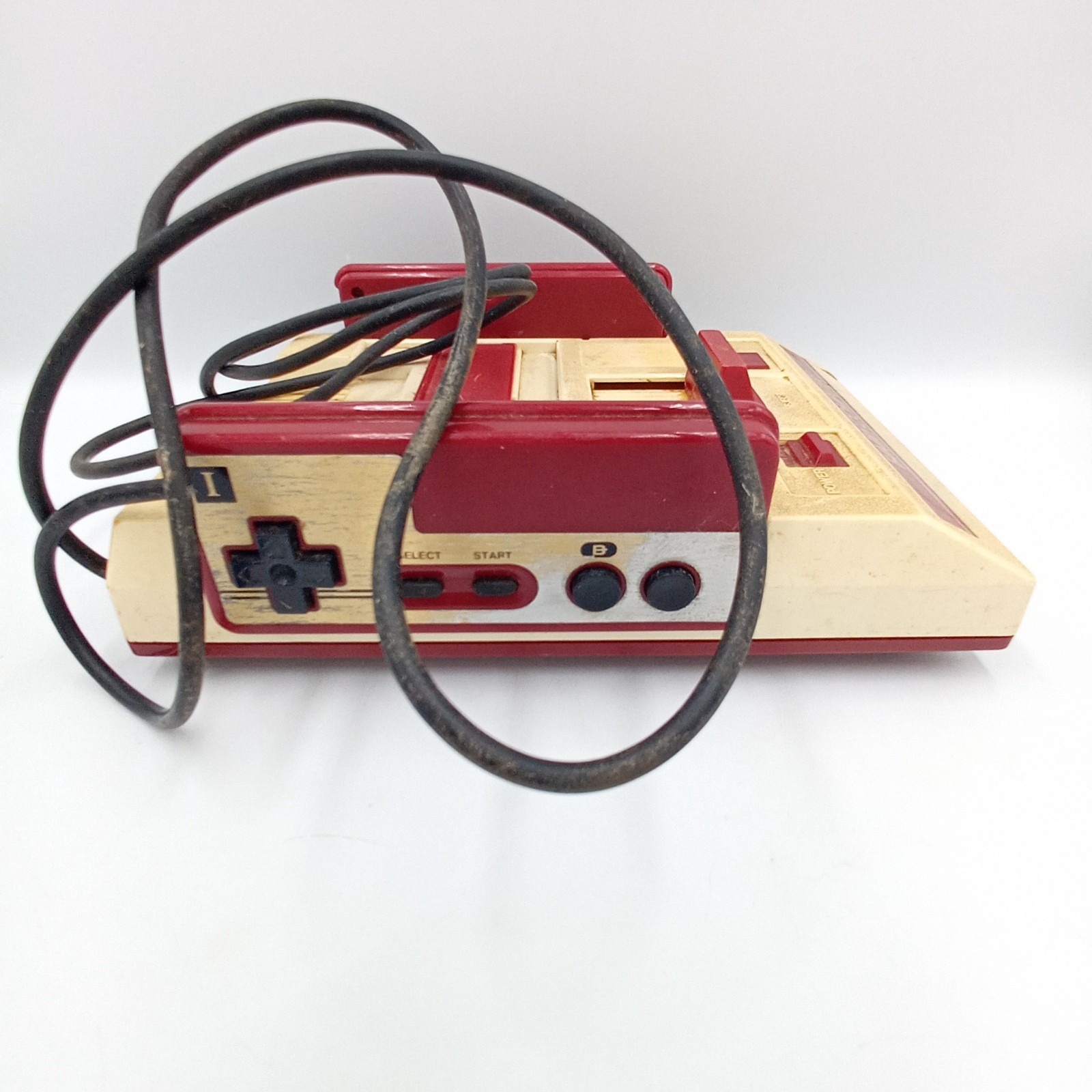 Nintendo Famicom HVC-001 Console For Parts / Repair Japanese