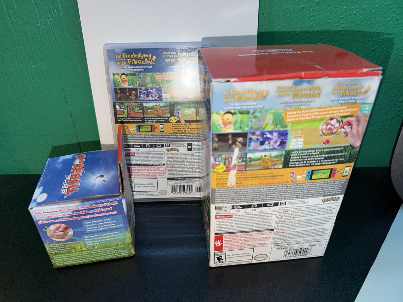 Pokemon Let’s Go Pikachu – Box Set Poke Ball Plus – Nintendo Switch – (No Mew)
