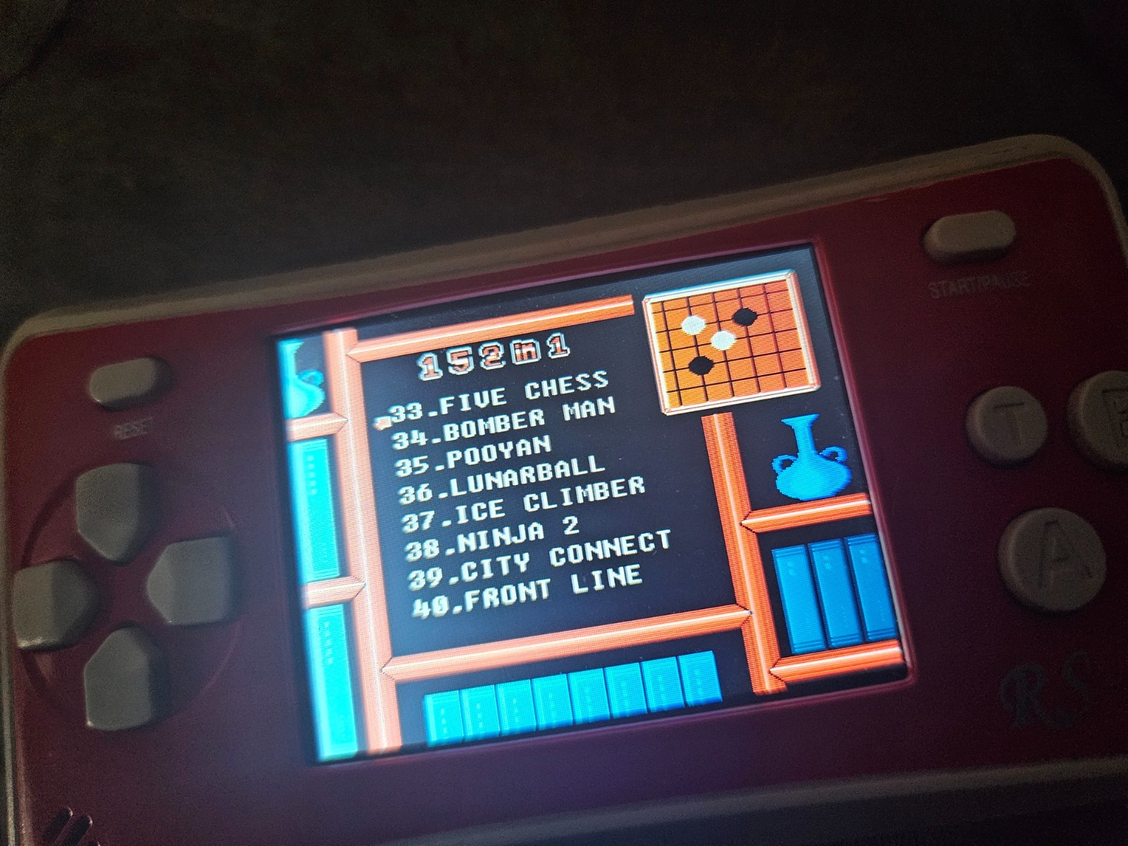 152 in 1 RS-1 – RARE VINTAGE-STYLE HANDHELD VIDEO GAME CONSOLESMB PORTABLE RS-I