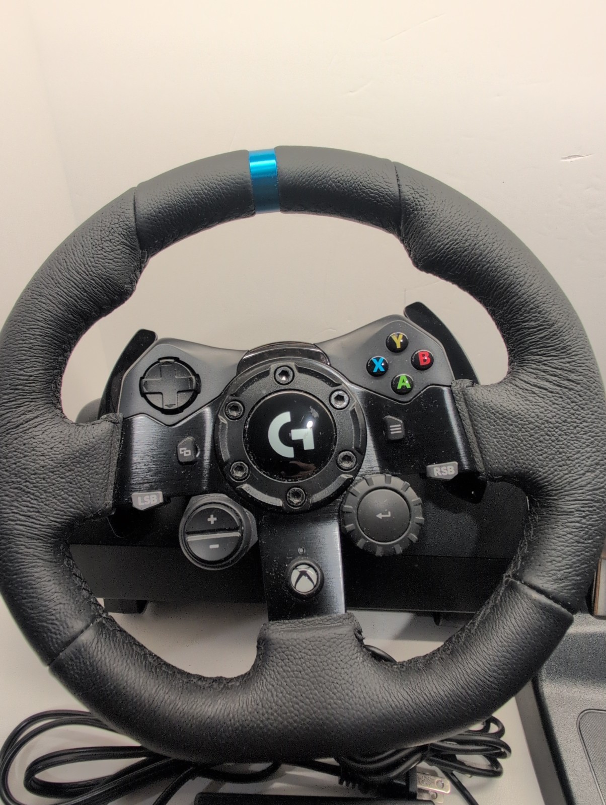 Logitech G923 TRUEFORCE Racing Wheel and Pedals for XBOX – Black