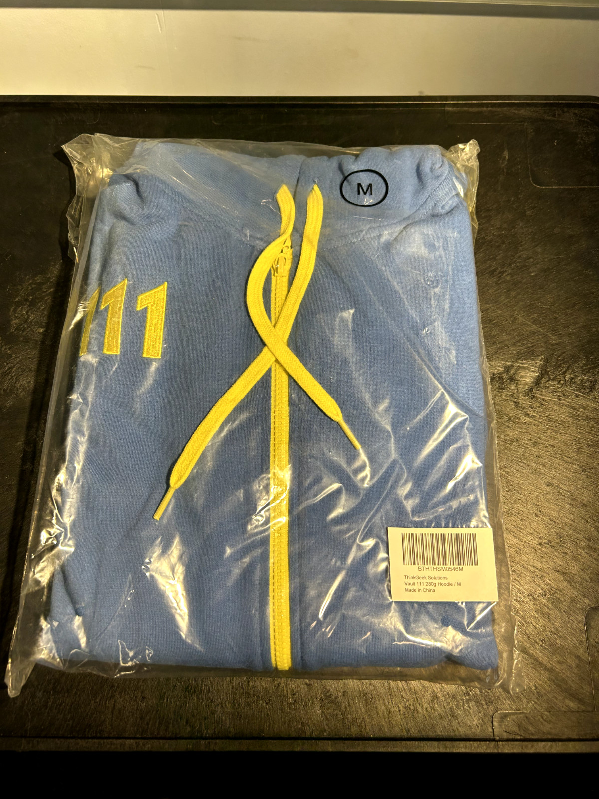 Bethesda Fallout Vault 111 Hoodie Size M – L – XXL – BRAND NEW IN ORIGINAL PKG.