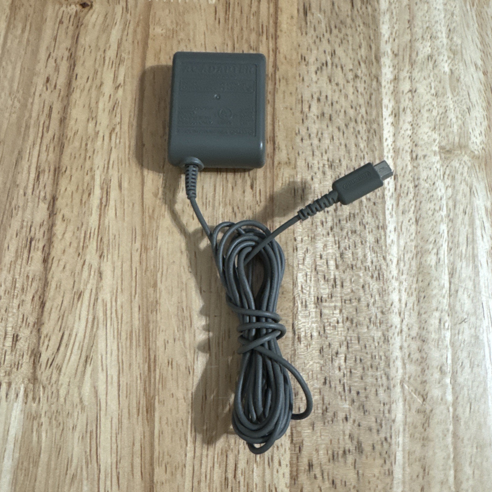 Nintendo DS Lite AC Adapter Charger USG-002 OEM Genuine Gray Power Supply