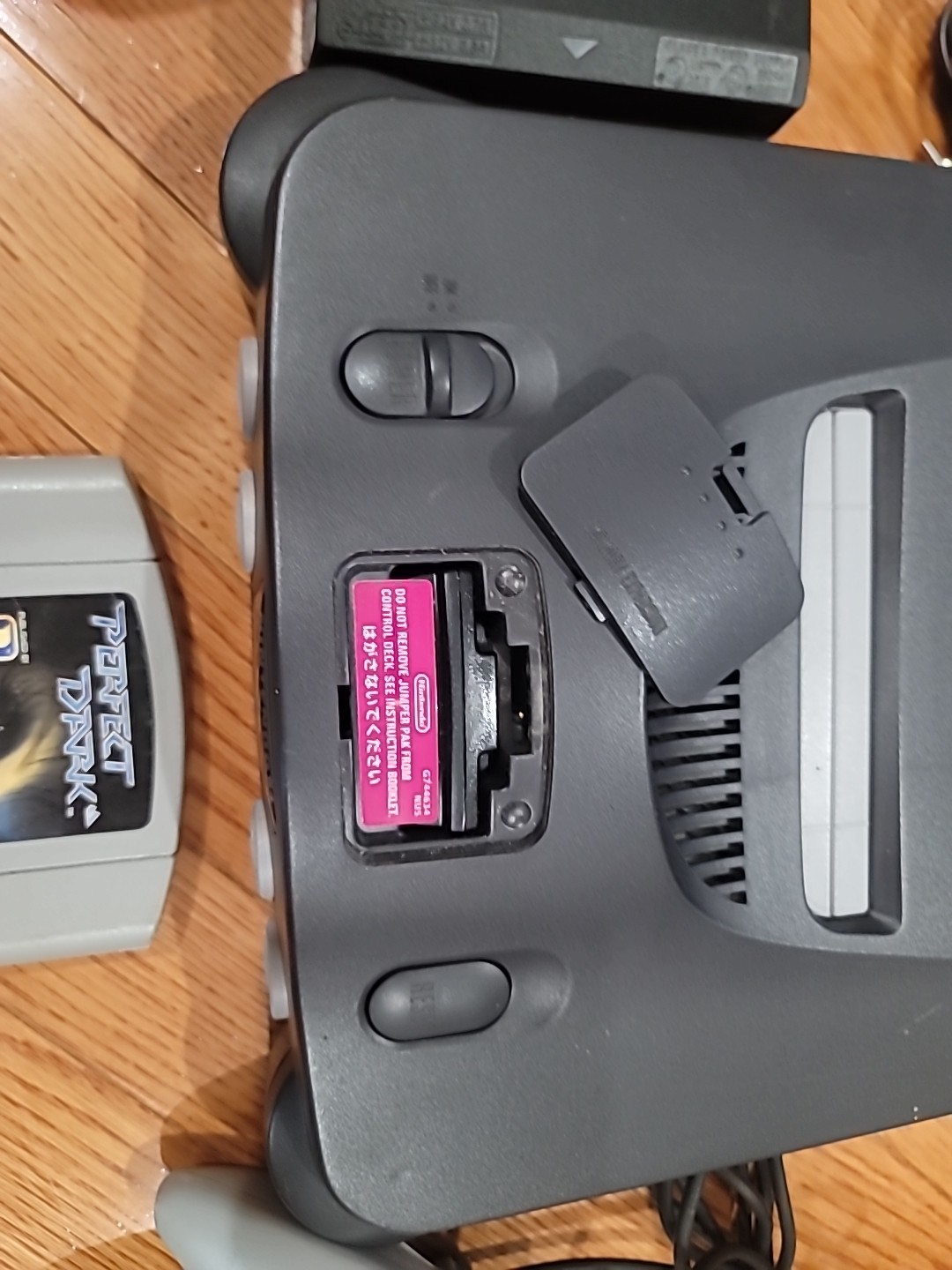 Nintendo 64 N64 Bundle, Perfect Dark, Jumper Pack, and an OEM Controller