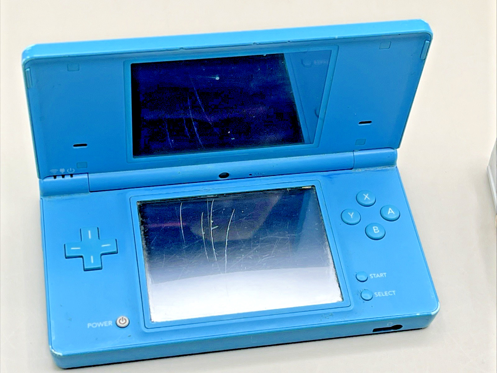 Nintendo DSi lot Hand Held Blue Console Charger & 2 Games Mario Party Tested