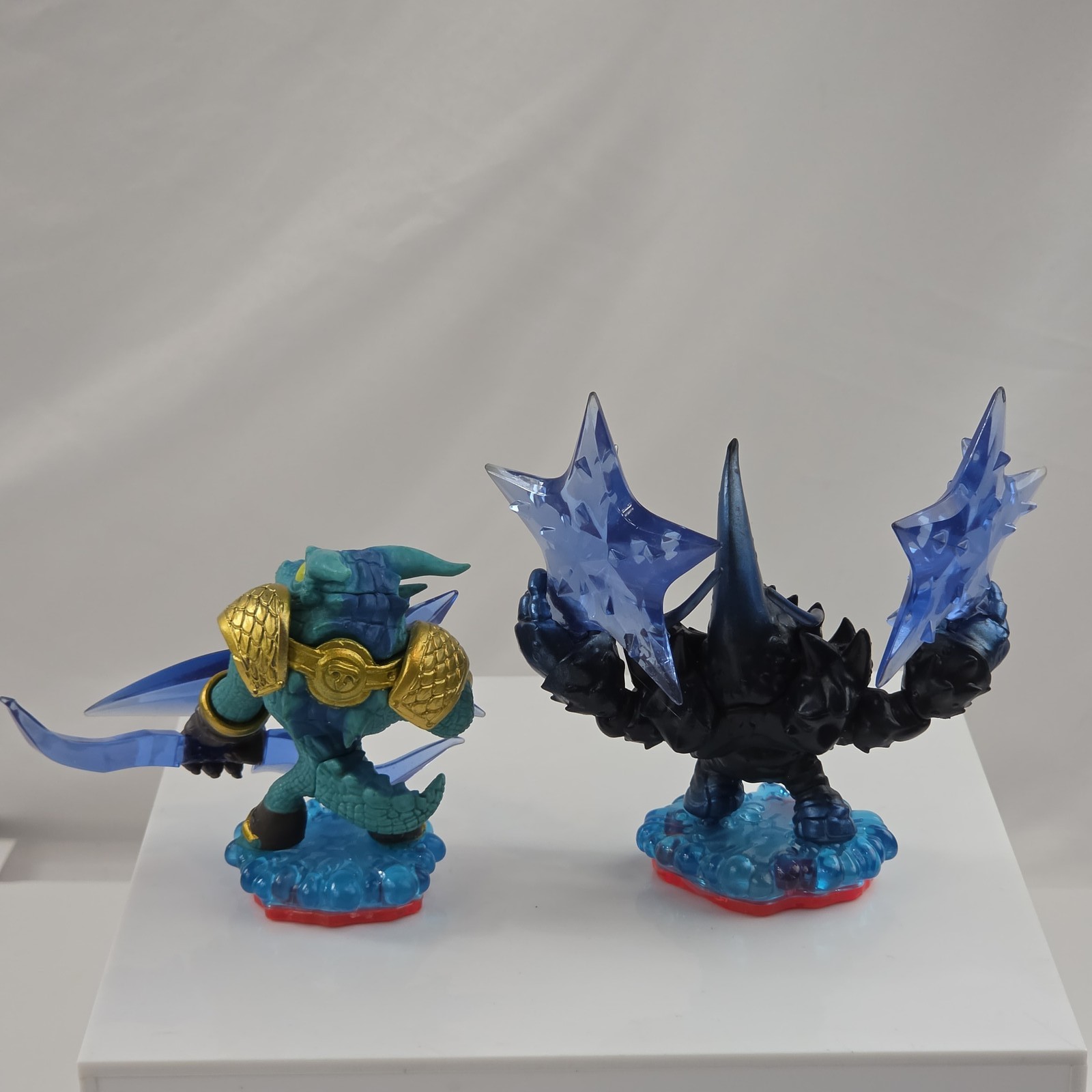 Skylanders Trap Team Snap Shot & Lob-Star Figures Lot Activision Toys to Life