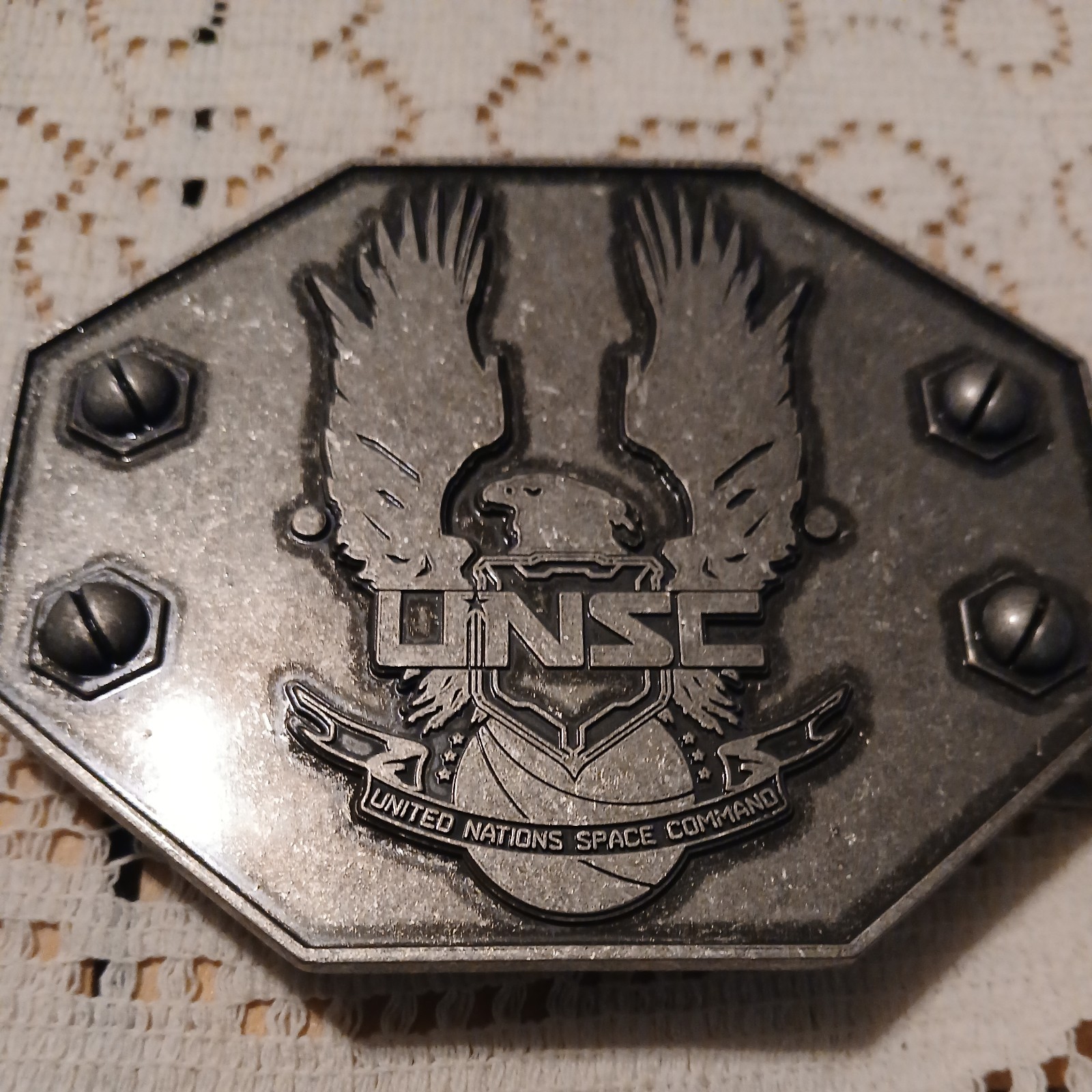 2012 HALO 4 UNSC UNITED STATES SPACE COMMAND BELT BUCKLE