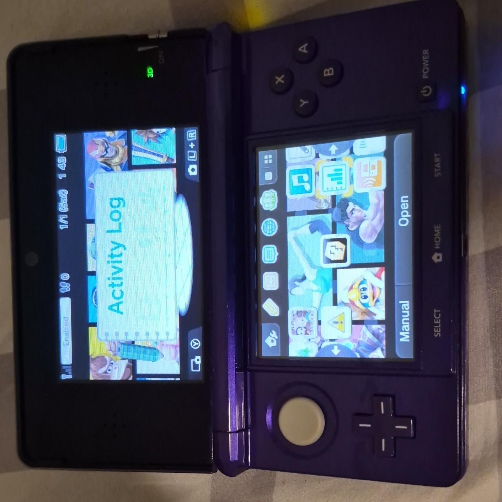 Nintendo 3DS Midnight Purple Edition w/ Charger & Stylus