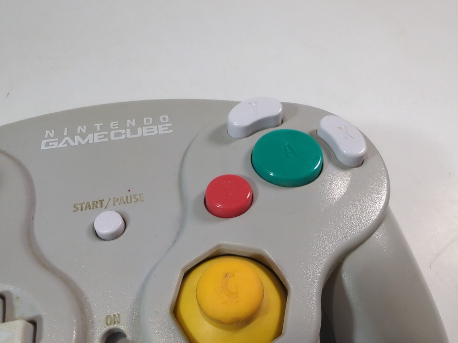 Nintendo GameCube WaveBird Wireless Controller Silver OEM No Receiver Powers On
