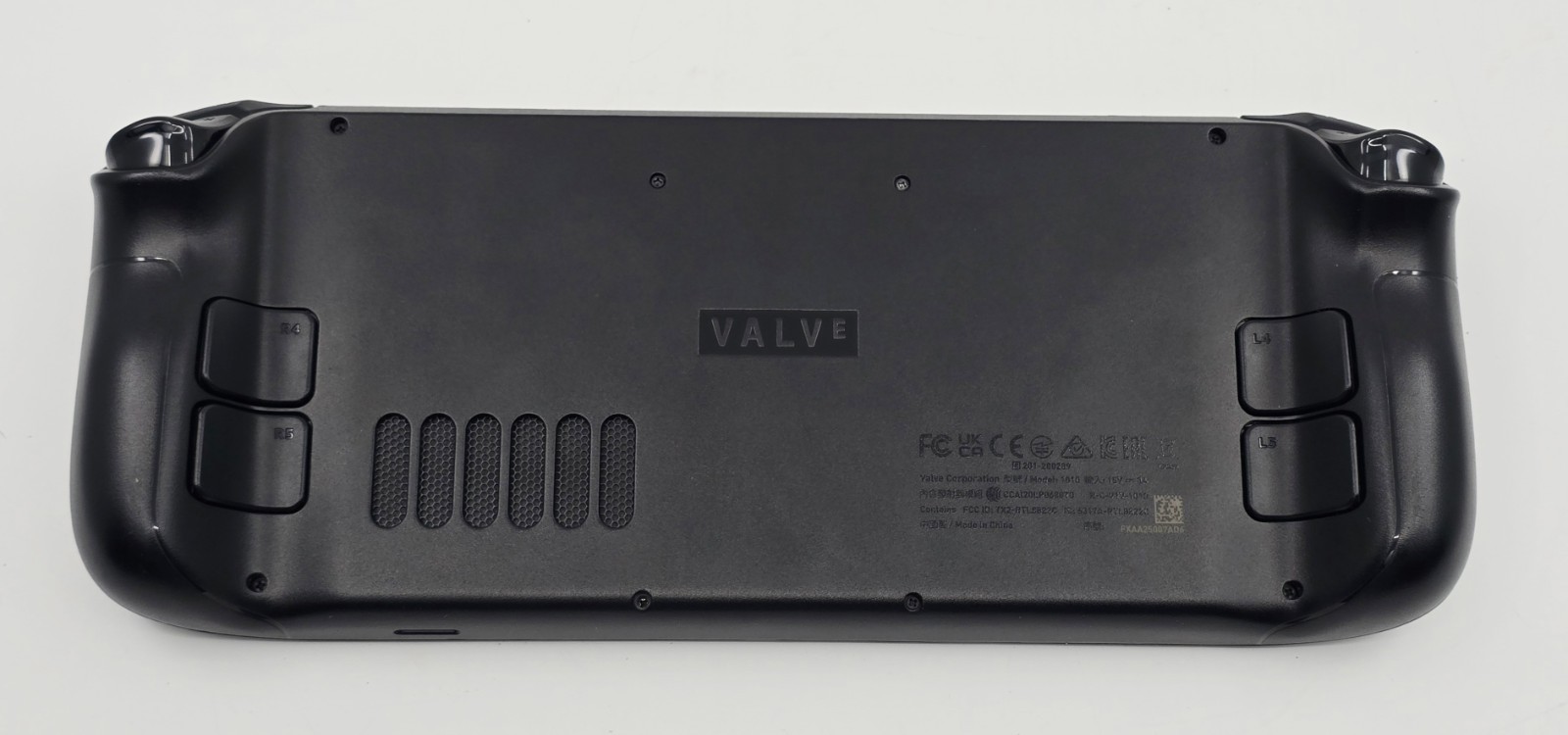 Valve Steam Deck LCD 1010 Handheld Console 512GB with Case & Charger – Black