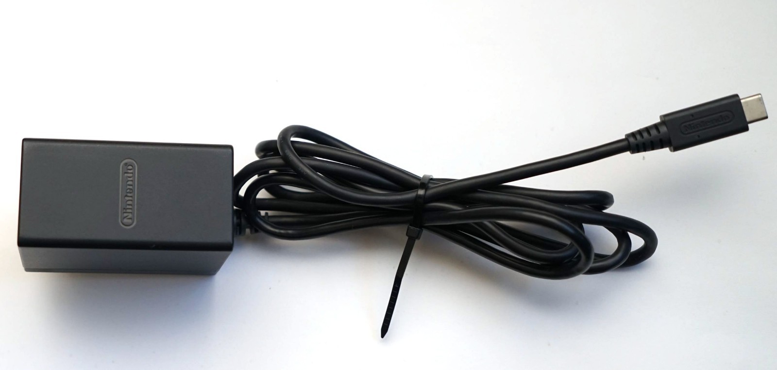 Nintendo AC Adapter Charger for Nintendo Switch HAC-002 USZ