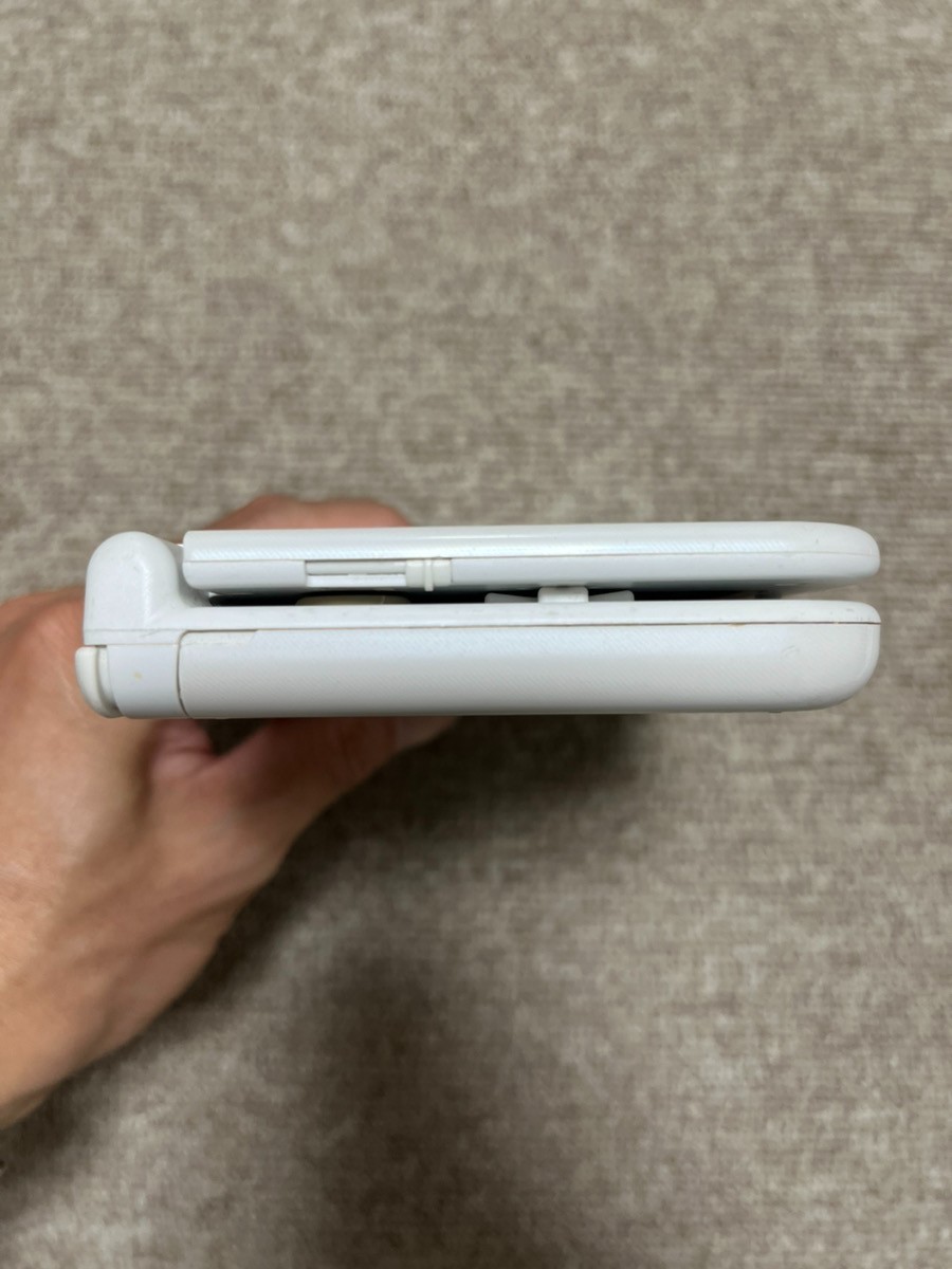 New 3DS LL XL Pearl White Japan Nintendo Console region Japanese B961