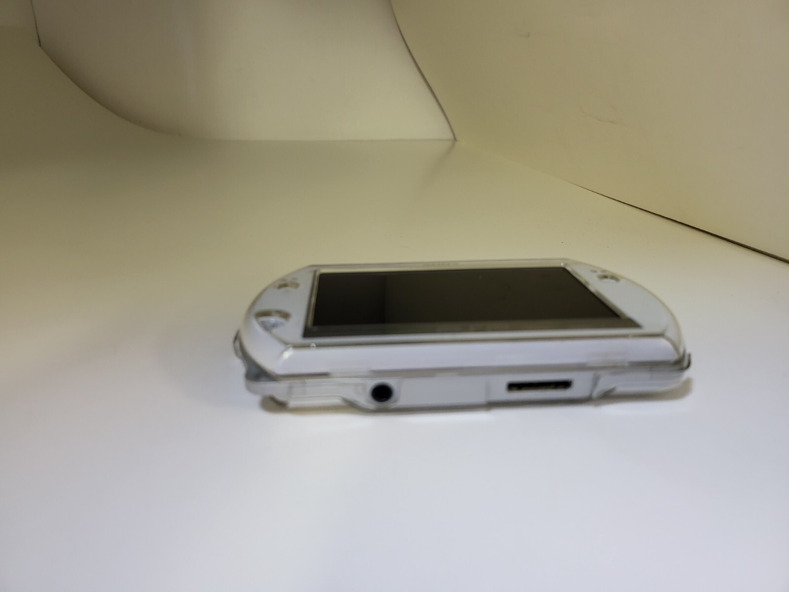 BRAND NEW Sealed Transparent Crystal Clear Hard Shell Skin Case Cover For PSP Go