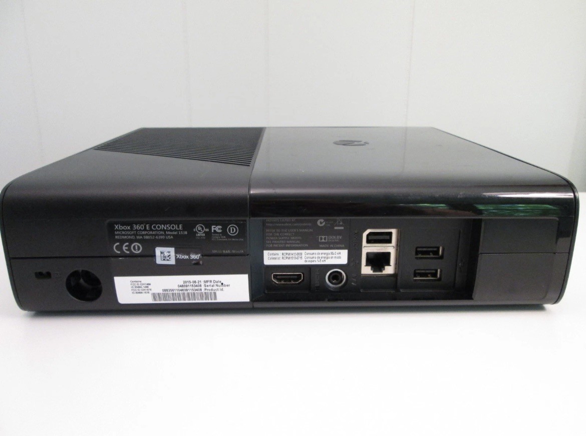 Xbox 360 E 250GB Console with Controller/Kinect/All cords/5 Games/Serviced/Nice!