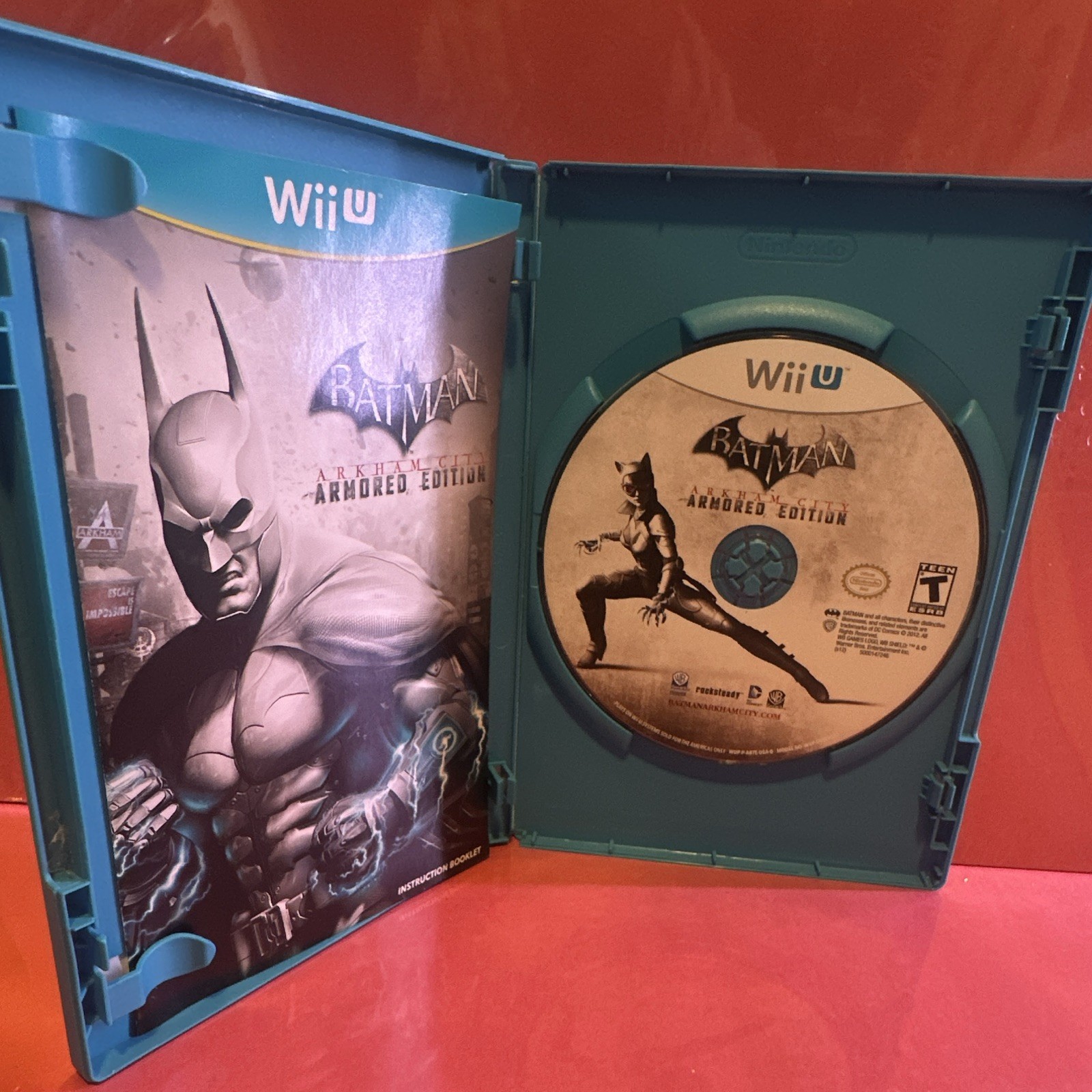 WB Games Batman: Arkham City Armored Edition Wii U T NTSC-U/C Manual Case