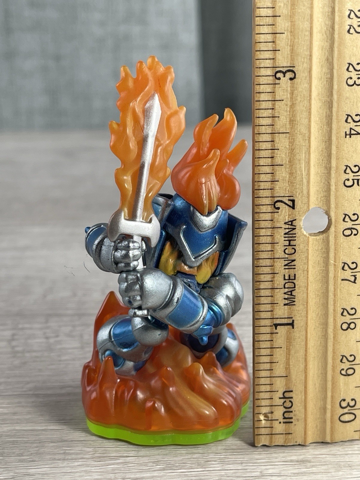 Skylanders Spyro’s Adventure Figure Ignitor Loose Figure Ships Free