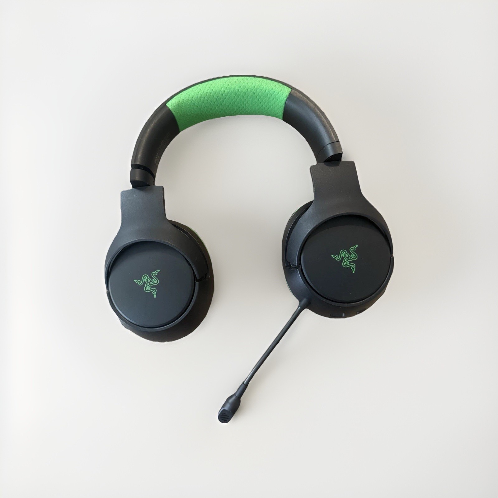 Razer Kaira Wireless Gaming Headset for Xbox Series X/S – Black/Green