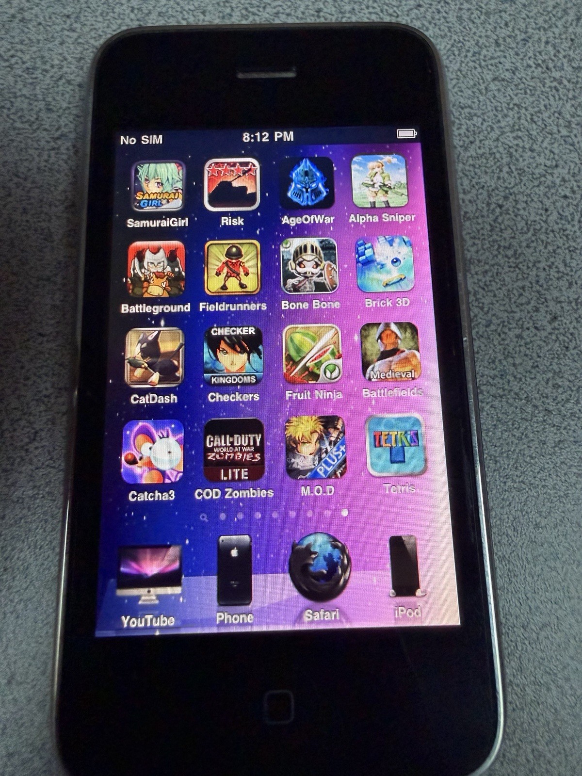 iPhone 3G 8GB Black 64 Rare Games Scarface Voltron Resident Evil